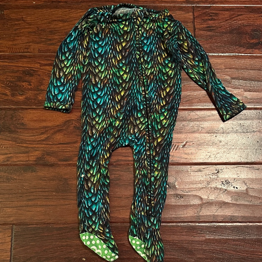 Bums & Roses Dragon Scale Pattern Bamboo Footie Pajamas